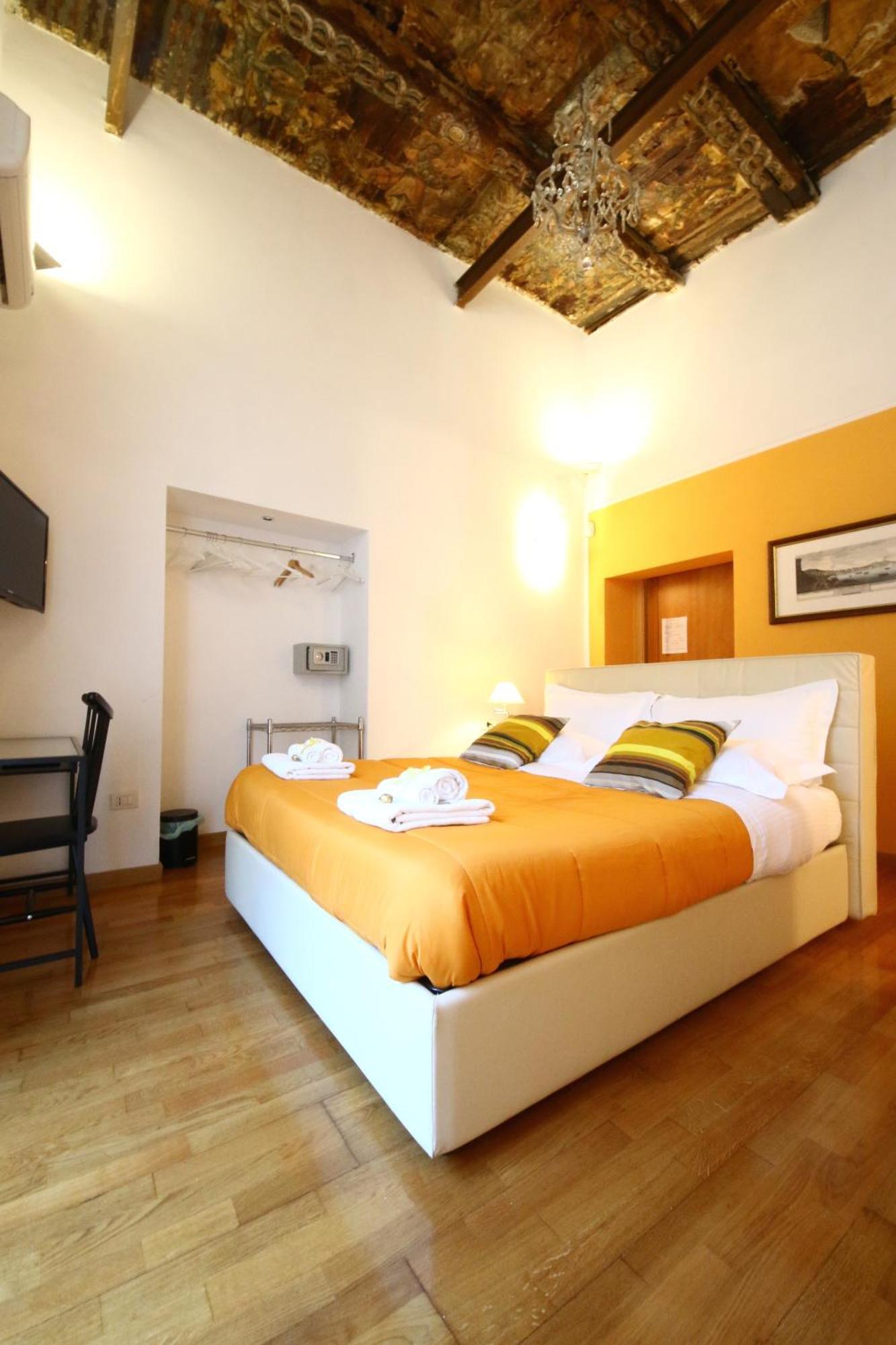 Talismano Luxury Rooms & Apartments Naples Exterior photo