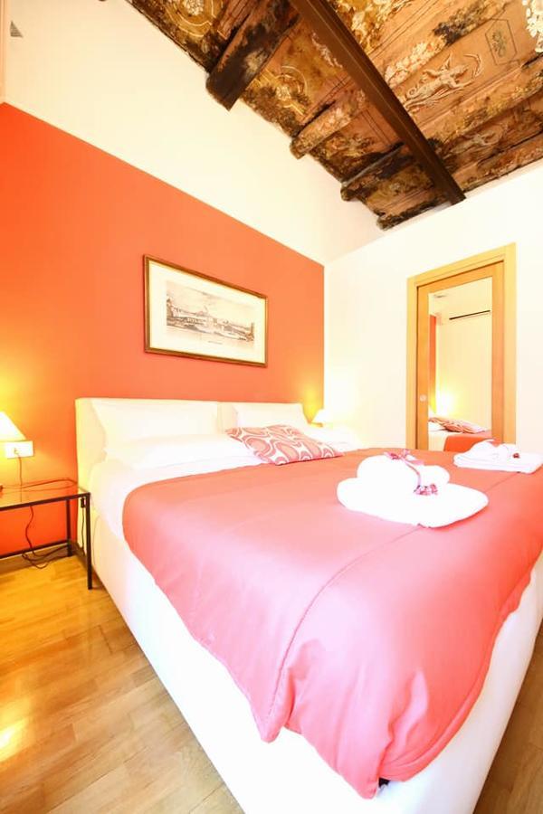 Talismano Luxury Rooms & Apartments Naples Exterior photo