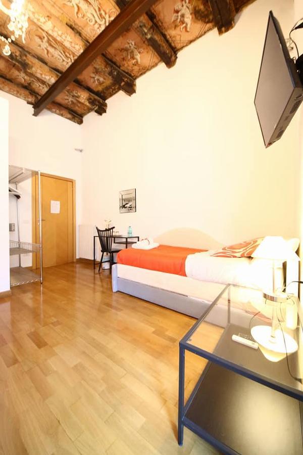 Talismano Luxury Rooms & Apartments Naples Exterior photo
